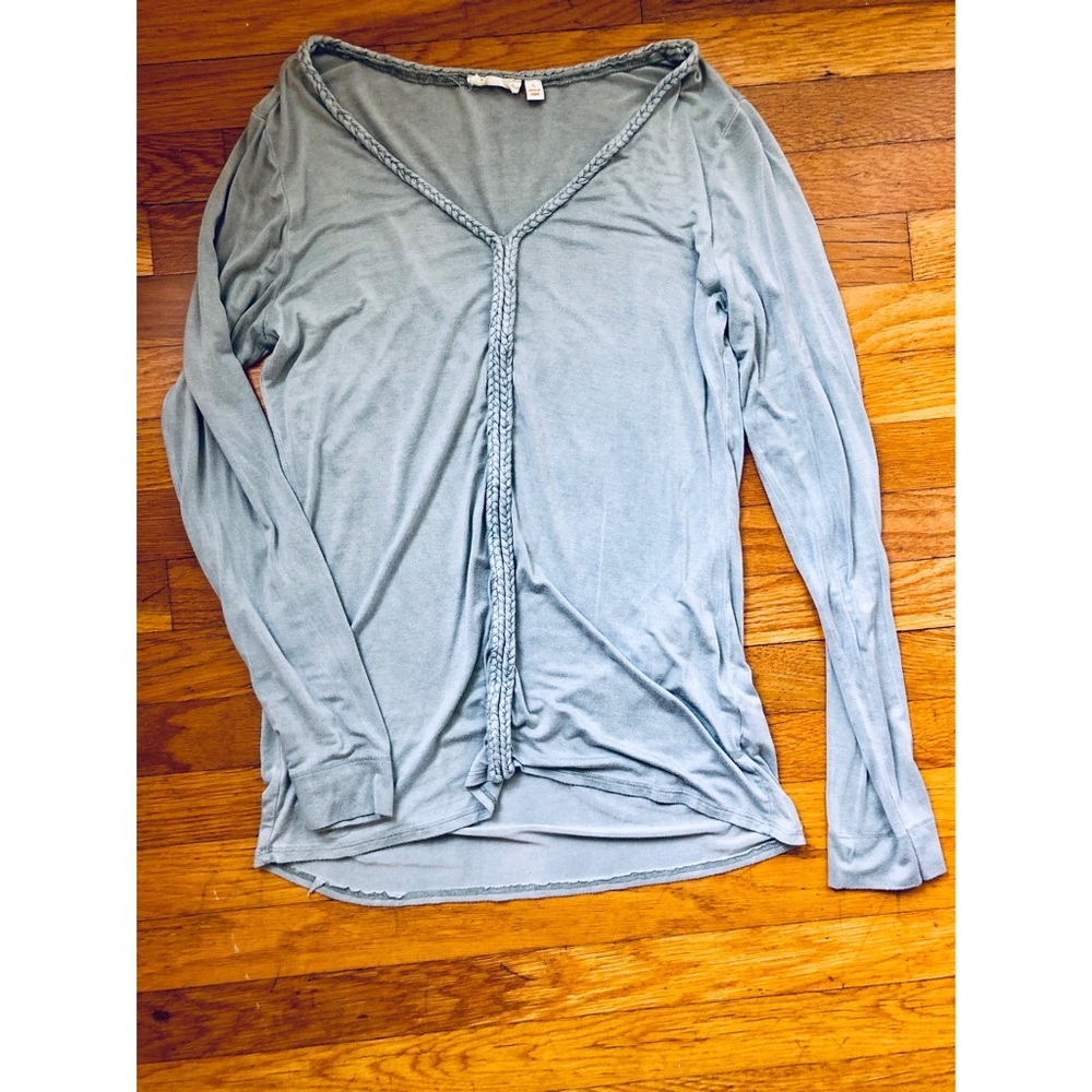 Long sleeve top